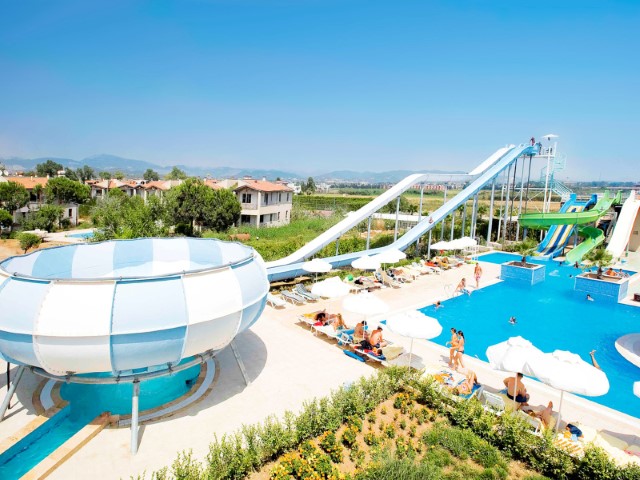 Lyra Resort & Spa